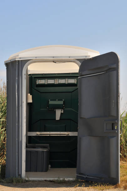 Best Portable toilet rental cost  in Centralia, IL